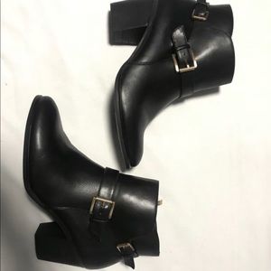 Leather black booties